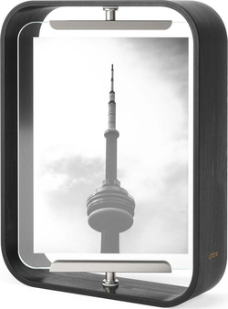 Černý dřevěný stojací rámeček 19x24 cm Bellwood – Umbra